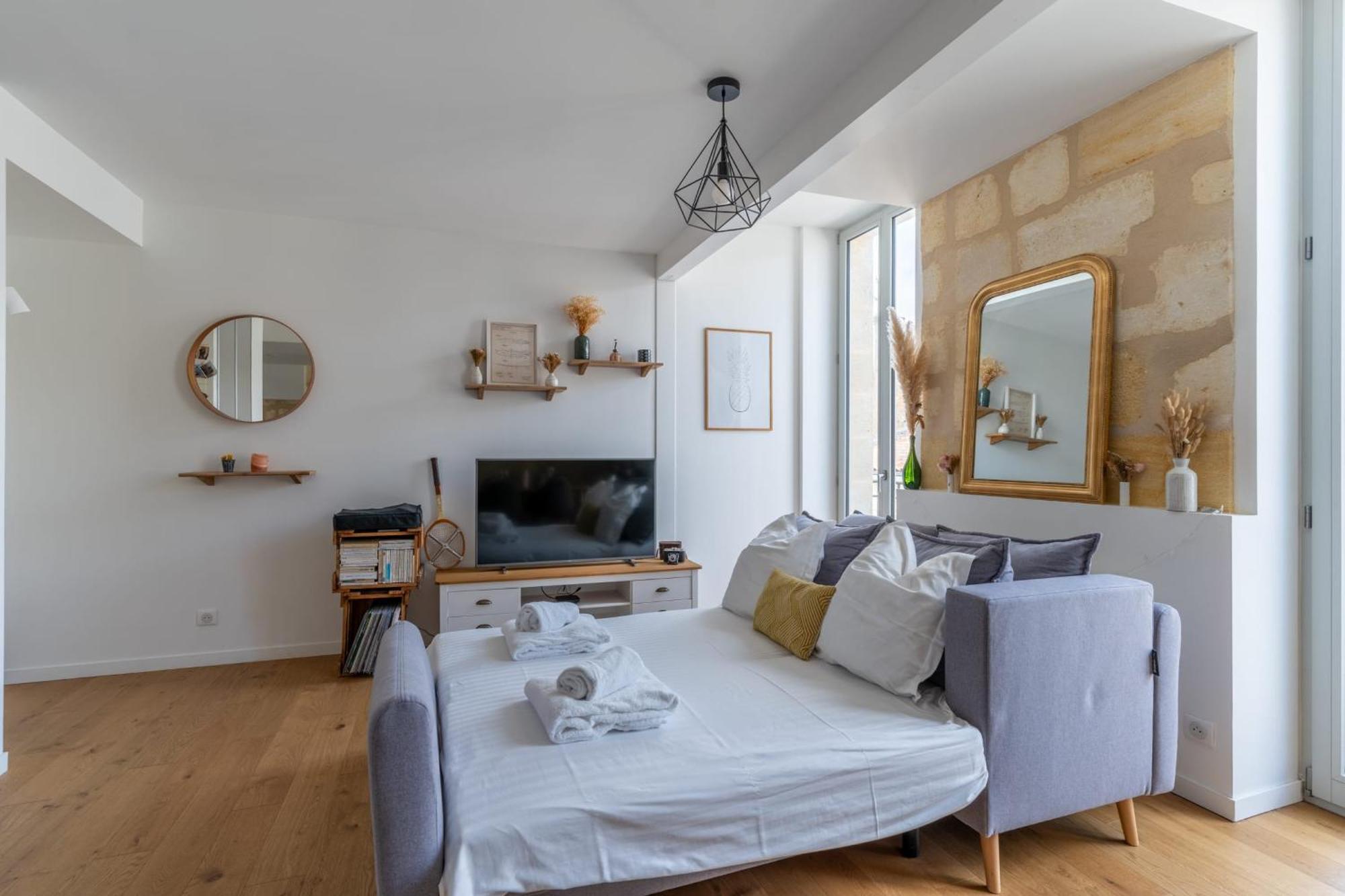 Charming Apartment In Bordeaux - Welkeys Екстер'єр фото